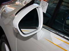 2013款 2.0L 自动 豪华版