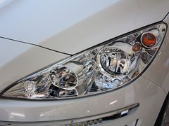 2013款 2.0L 自动 豪华版