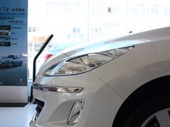 2013款 2.0L 自动 豪华版