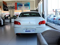 2013款 2.0L 自动 豪华版