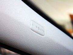 2013款 2.0L 自动 豪华版