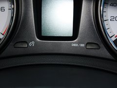 2013款 2.0L 自动 豪华版