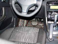 2013款 2.0L 自动 豪华版