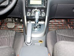 2013款 2.0L 自动 豪华版