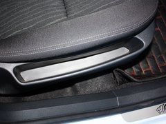 2013款 2.0L 自动 豪华版
