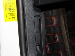 2013款 2.0L 自动 豪华版