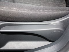 2013款 2.0L 自动 豪华版