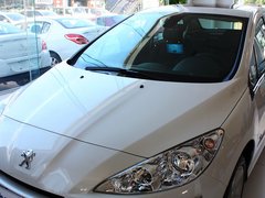 2013款 2.0L 自动 豪华版