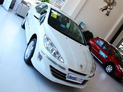 2013款 2.0L 自动 豪华版