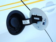 2013款 2.0L 自动 豪华版