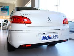 2013款 2.0L 自动 豪华版