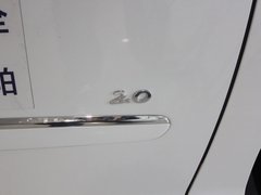 2013款 2.0L 自动 尊贵版