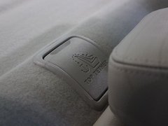 2013款 2.0L 自动 尊贵版