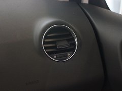 2013款 2.0L 自动 尊贵版