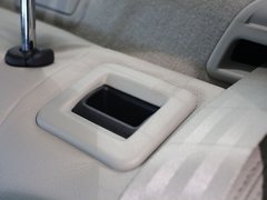 2013款 2.0L 自动 尊贵版