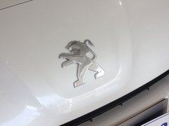 2013款 2.0L 自动 尊贵版