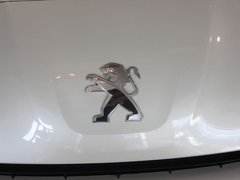 2013款 2.0L 自动 尊贵版