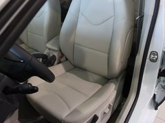 2013款 2.0L 自动 尊贵版