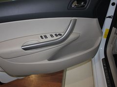 2013款 2.0L 自动 尊贵版