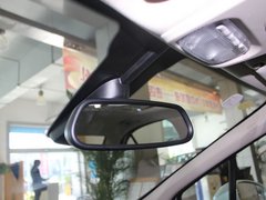 2013款 2.0L 自动 尊贵版