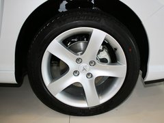 2013款 2.0L 自动 尊贵版