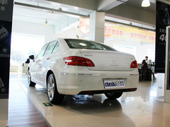 2013款 2.0L 自动 尊贵版