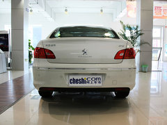 2013款 2.0L 自动 尊贵版