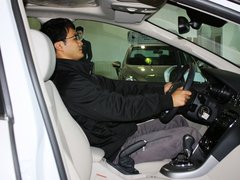 标致408 2013款 2.0L 自动 尊贵版