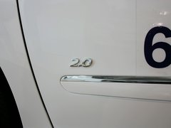 2013款 2.0L 自动 尊贵版