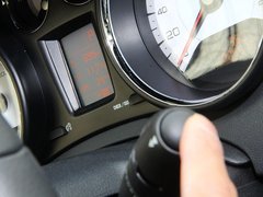 2013款 2.0L 自动 尊贵版