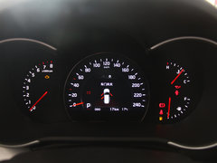 2013款 2.4L 自动 豪华版 5座