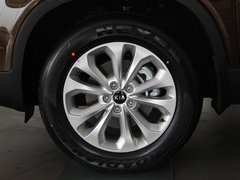 2013款 2.4L 自动 豪华版 5座