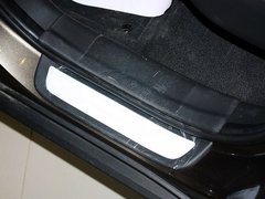 2013款 2.4L 自动 至尊UVO版 7座