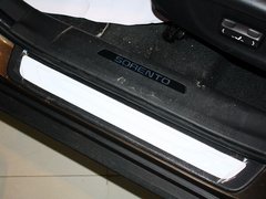 2013款 2.4L 自动 至尊UVO版 7座