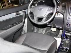 2013款 2.4L 自动 至尊UVO版 7座