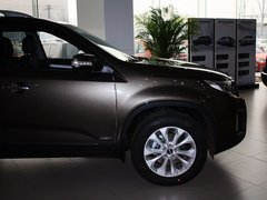 2013款 2.4L 自动 至尊UVO版 7座