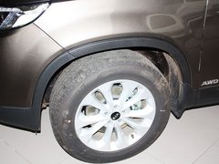 2013款 2.4L 自动 至尊UVO版 7座
