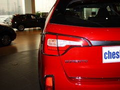 2013款 2.4L 自动 舒适版 7座