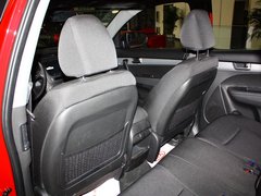 2013款 2.4L 自动 舒适版 7座