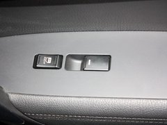 2013款 2.4L 自动 舒适版 7座