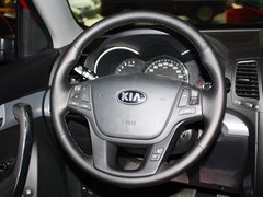 2013款 2.4L 自动 舒适版 7座