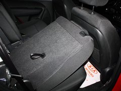 2013款 2.4L 自动 舒适版 7座
