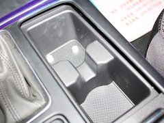 2013款 2.4L 自动 舒适版 7座