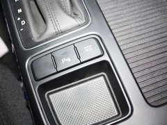 2013款 2.4L 自动 舒适版 7座