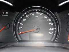 2013款 2.4L 自动 舒适版 7座