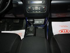 2013款 2.4L 自动 舒适版 7座