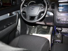 2013款 2.4L 自动 舒适版 7座