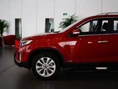 2013款 2.4L 自动 舒适版 7座