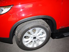 2013款 2.4L 自动 舒适版 7座