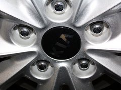 2013款 2.4L 自动 舒适版 7座